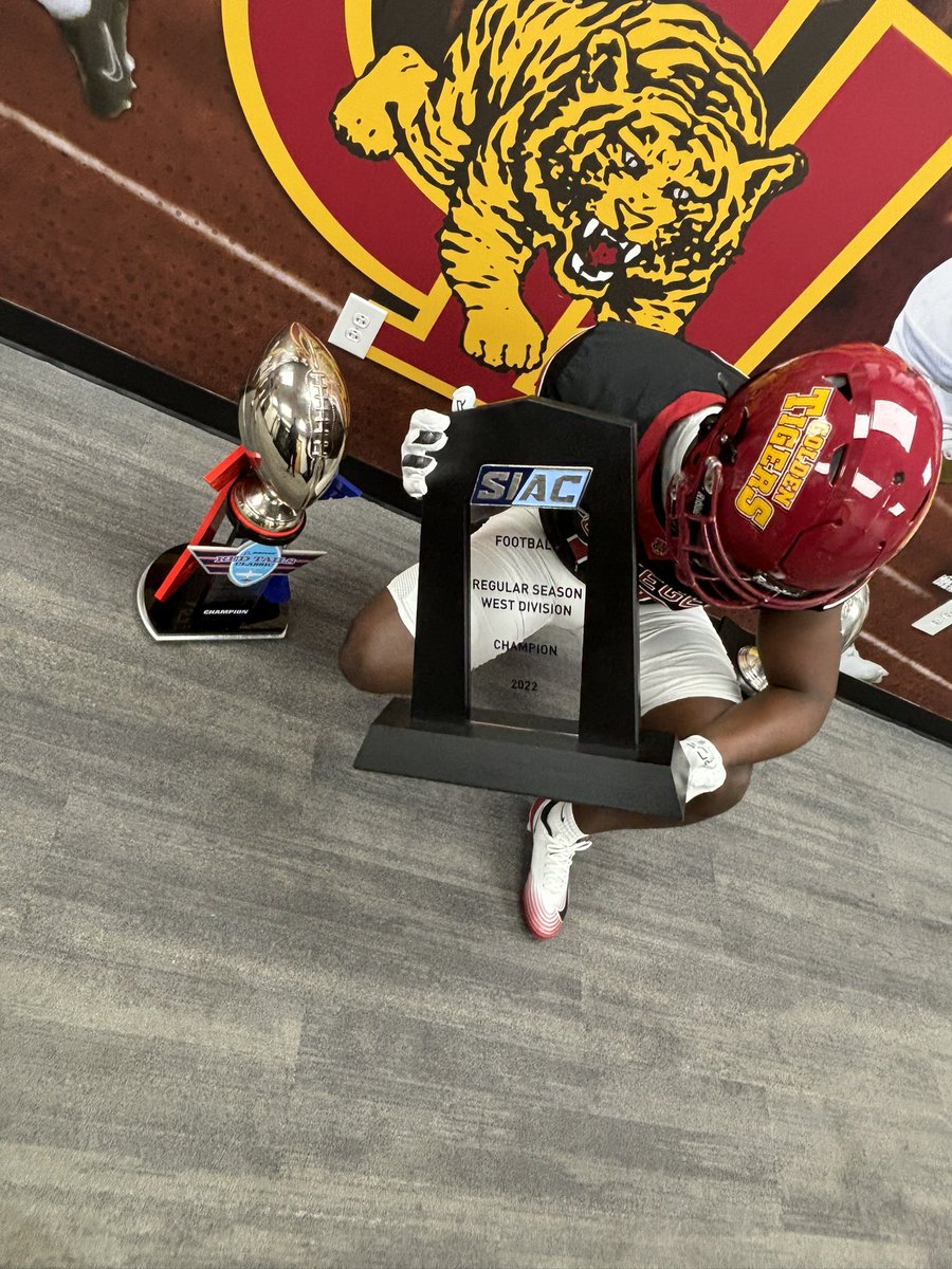 Quentis “Q5” Adams Jr tweet media