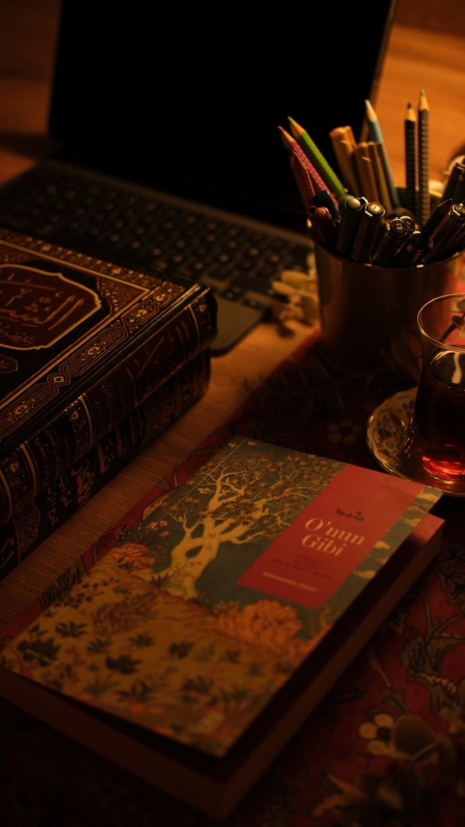 öğretme iddiasında olanlar öğrenmeyi asla bırakmamalıdır🕯️