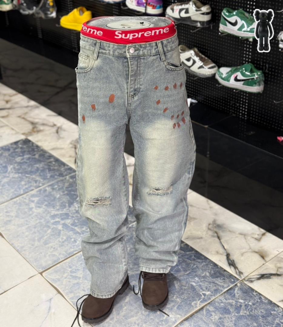 _Faizim's tweet photo. Baggy Jeans
N25,000
Lexus Owerri Airport #RMDettyDecember Resignation Lucy Bronze Peller Naeto C https://t.co/D3Cy7h4fkv