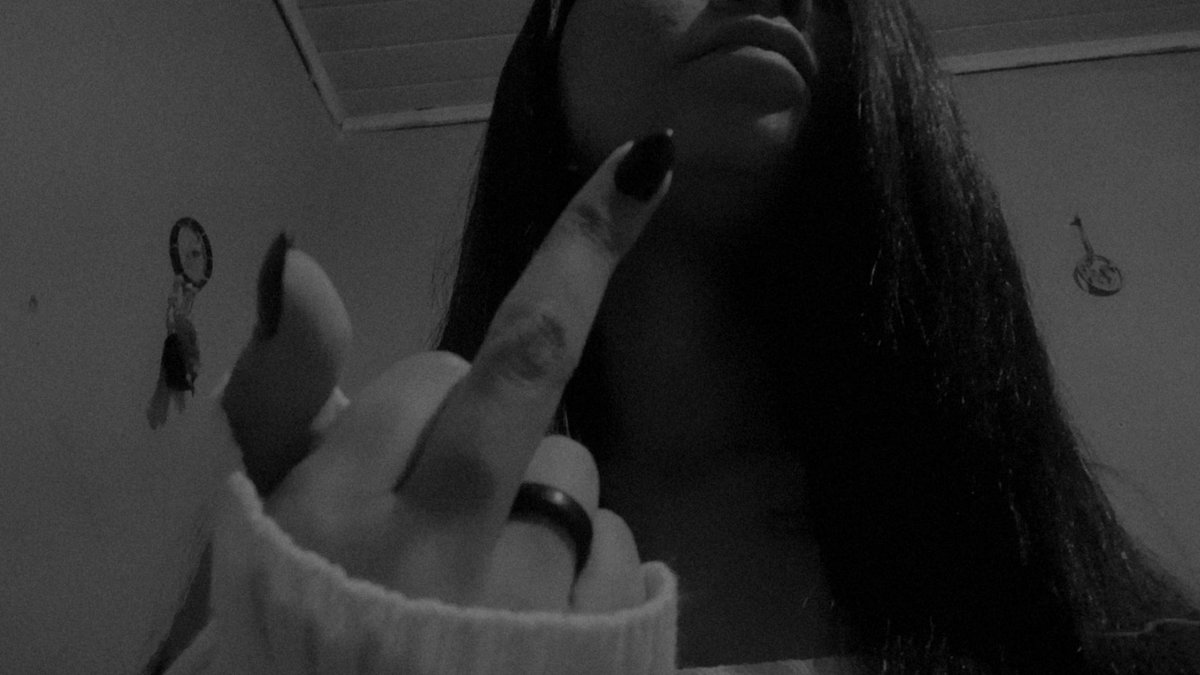 Queen_Smallbaby's tweet image. Uma Deusa Preta com corte de cabelo novo, pés e mãos feitas e tudo pago por trouxas. Você trabalha para me servir, existe para me adorar! ✨️🤎💸👑

• findom femdom paypig moneyslave BNWO ebonydomme whiteslave raceplay •