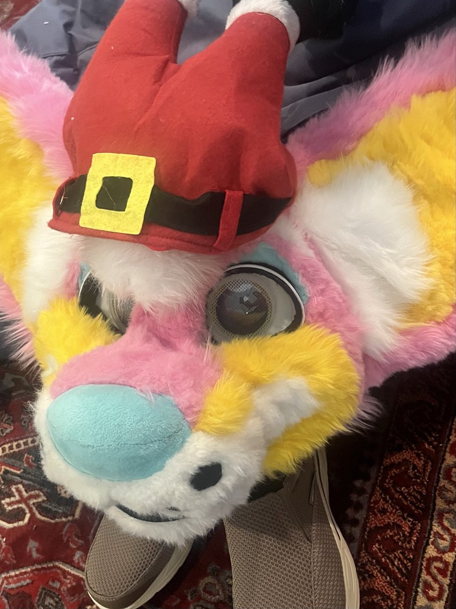 DeskScratch's tweet image. 🎄MERRY FLUFFMAS🎄