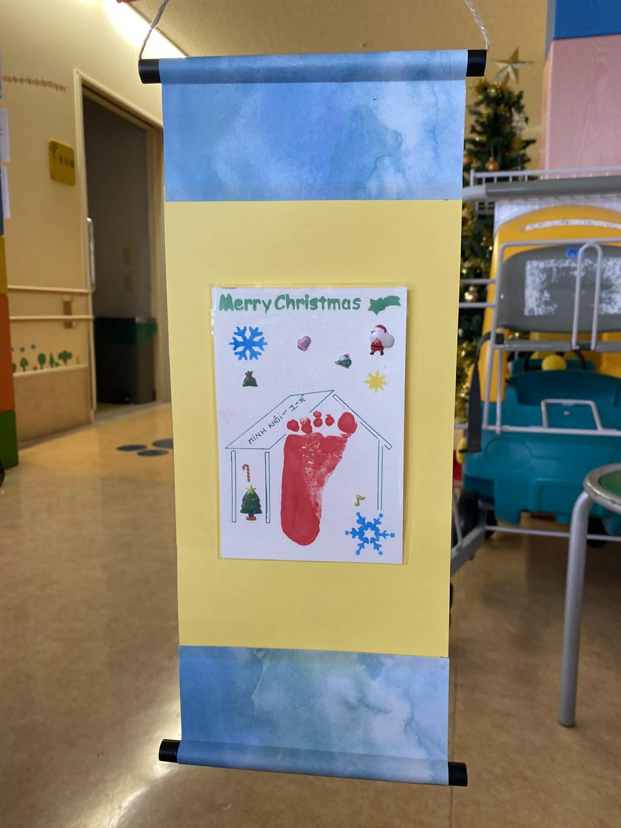 #キットパス 
子どもの興味や年齢
そして季節に合わせて
作品をたくさんつくります🎨

特に小さな患者さんの
手形、足形は記念になり
とても喜ばれています❣️😄

#アートで病院を楽しい場所に！