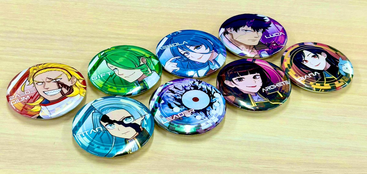 四天王缶バッチ発売！(嘘) 仕事でクリスマス会の参加特典プレゼント