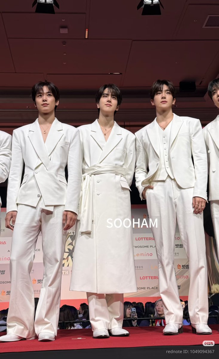 KYH_Global's tweet image. 251225 SBS Gayo Daejeon Red Carpet #YOUNGHOON

Bermuda!
🔗xhslink.com/o/APqRXXY6Ufk 

더보이즈 영훈 #더보이즈 #영훈 #THEBOYZ #더보이즈영훈 🍞