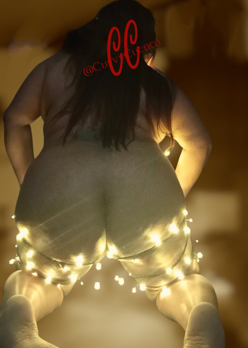 CurvyCuenca's tweet photo. HoHoHot 🧑‍🎄🧑‍🎄... Feliz Navidad y ricas noches buenas 🎄 https://t.co/U3T5ETvet8