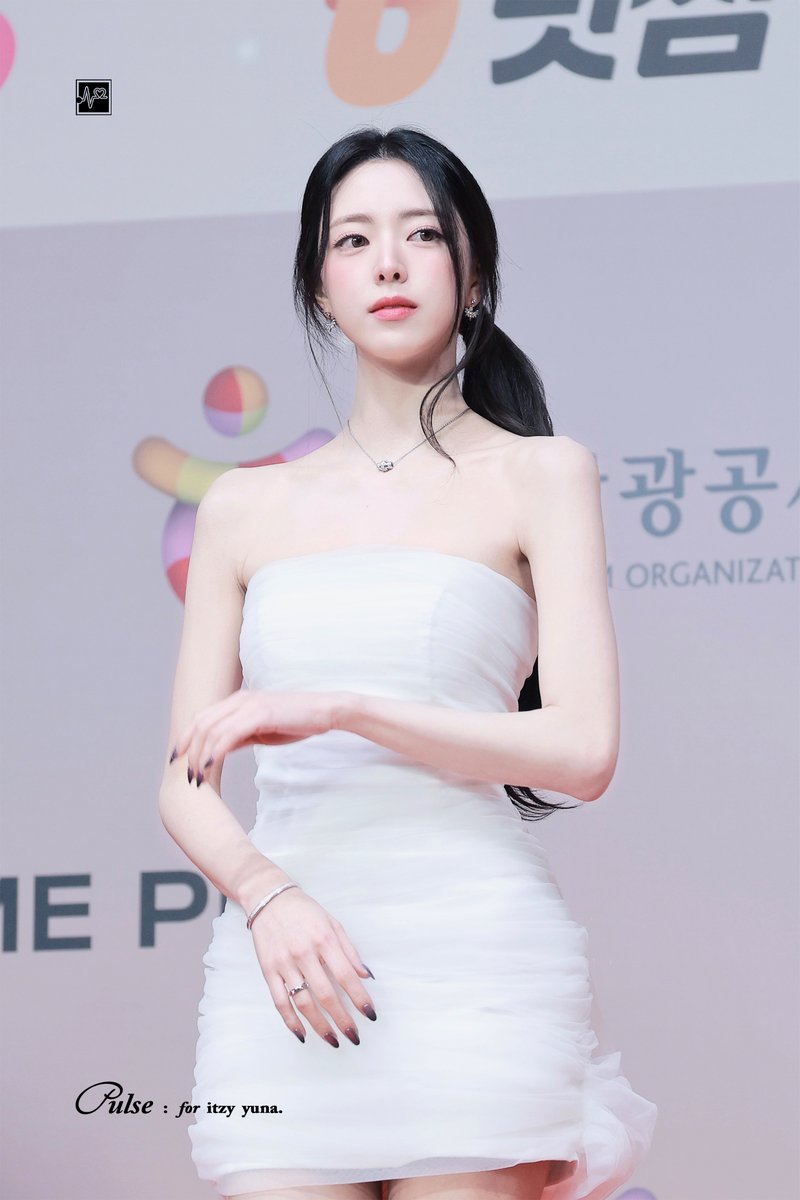 Pulse_1209's tweet image. 251225 #유나 #YUNA #있지 #ITZY