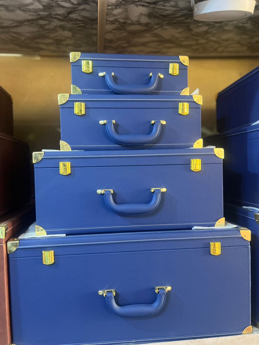 FatimaJiya3's tweet photo. Luggage 4pieces #270k
Good patner #130k
https://t.co/mri5hRJ3H3
WhatsApp 08180334254.
Kano State/Minna, Niger State,Nigeria 🇳🇬 https://t.co/NsNYousc5A