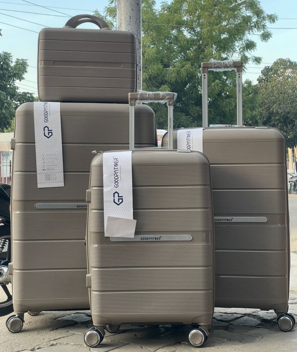 FatimaJiya3's tweet photo. Luggage 4pieces #270k
Good patner #130k
https://t.co/mri5hRJ3H3
WhatsApp 08180334254.
Kano State/Minna, Niger State,Nigeria 🇳🇬 https://t.co/NsNYousc5A