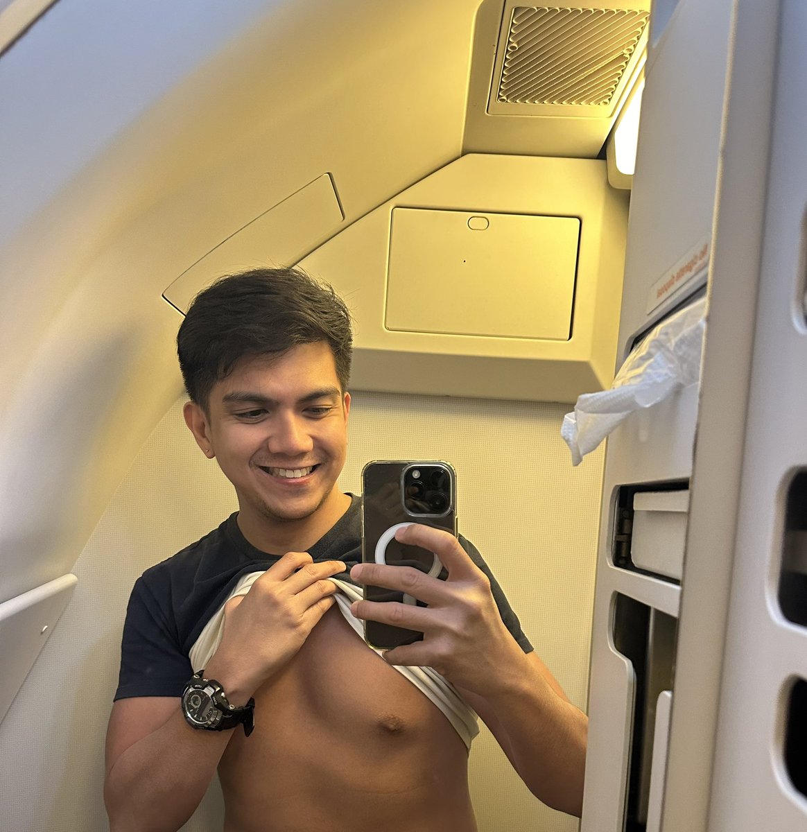 2025 Mirror Selfies 😎