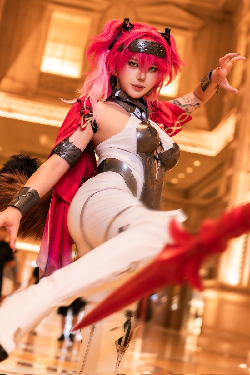 M4AIce's tweet image. lupa🐺

#WutheringWaves
#cosplay