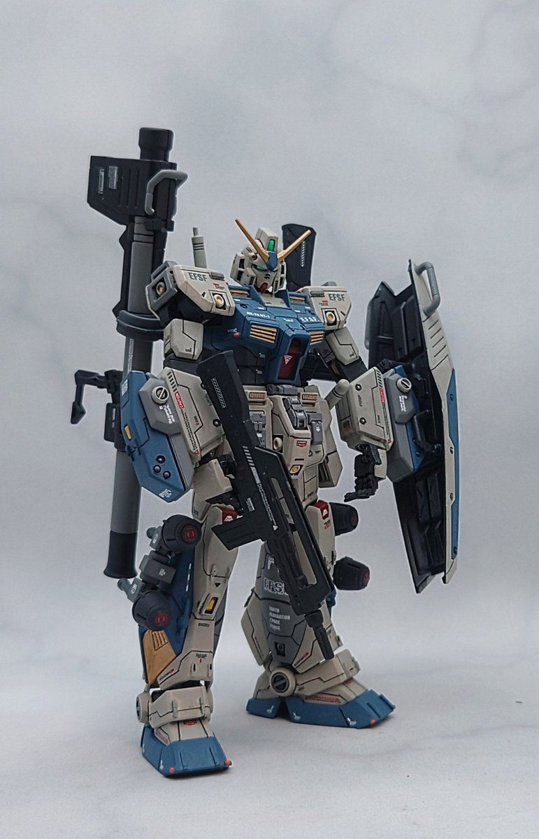 もう数少ないゴミリプは無視じゃ。
そしてたくさんの我輩への擁護賛同ありがとう。
癒やされたのだ。
メリークリスマス🎂！
#ポケットの中の戦争 
#玉越博幸大先生