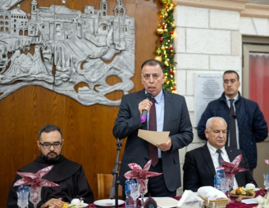 مندوبا عن الملك .. الفراية يشارك بقداس منتصف الليل في كنيسة المهد 