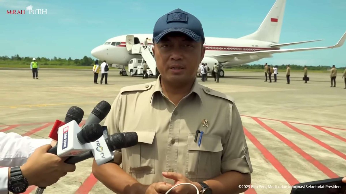 ramashidqi's tweet photo. Govt Calls Environmental Issues "Homework" After Sumatra Disaster
https://t.co/ATyUp8rmdK

"... particularly those related to environmental problems—law enforcement in forest areas, mining permits, and permits for opening businesses along riverbanks." https://t.co/Oce4qaZ8q0