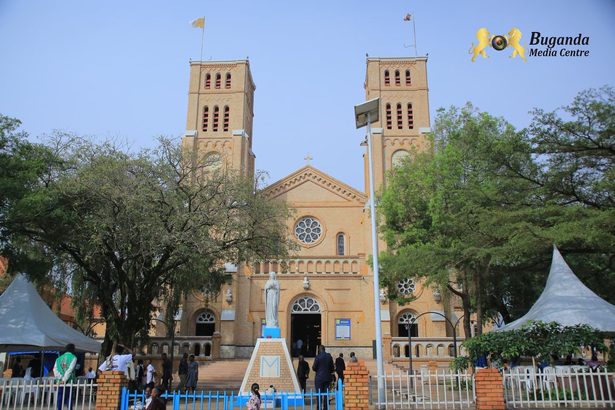 cpmayiga's tweet image. Mmisa ya Ssekukkulu nze ne mukyala wange tugikwatidde mu Ekelezia Lutikko e Lubaga