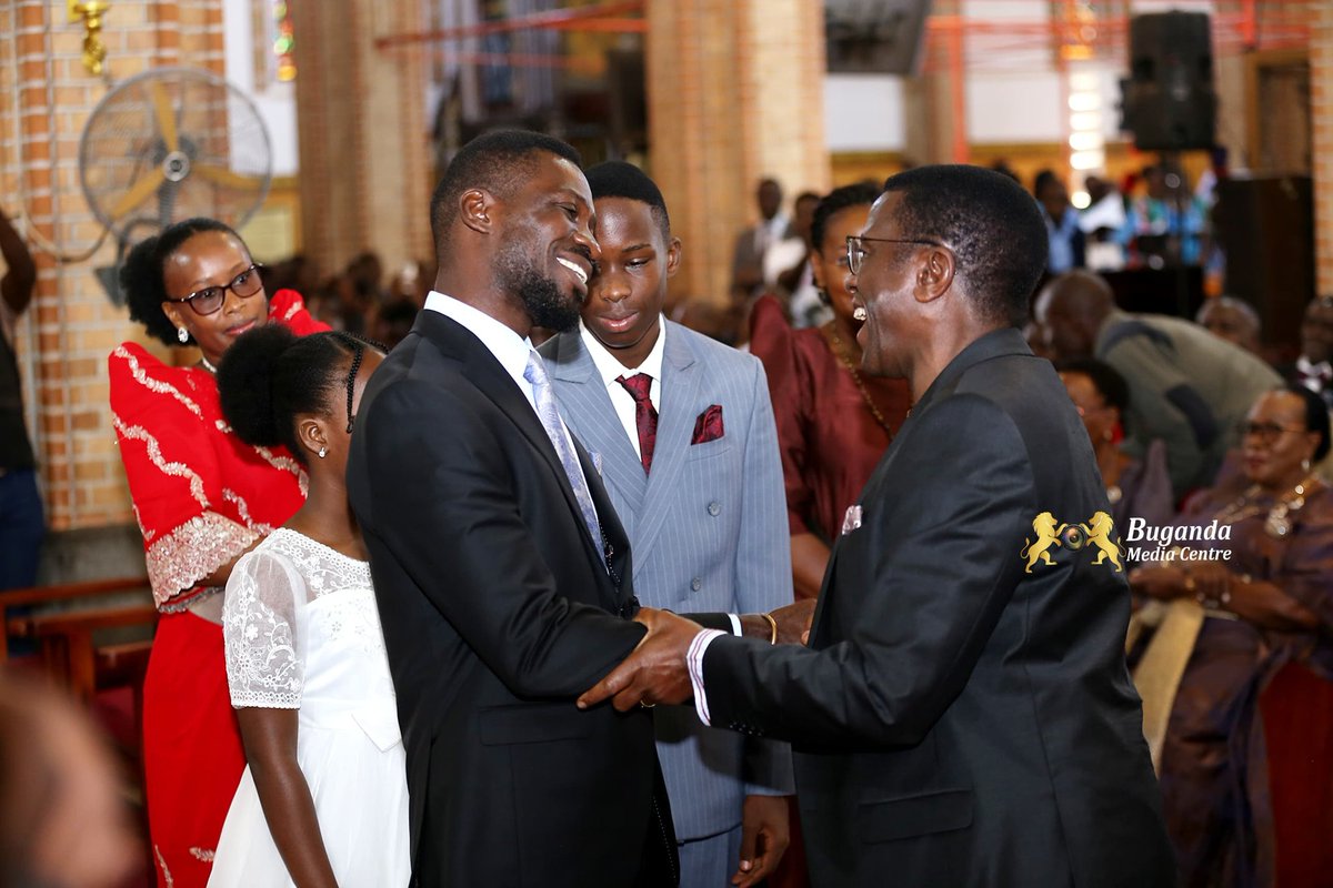 cpmayiga's tweet image. Mmisa ya Ssekukkulu nze ne mukyala wange tugikwatidde mu Ekelezia Lutikko e Lubaga