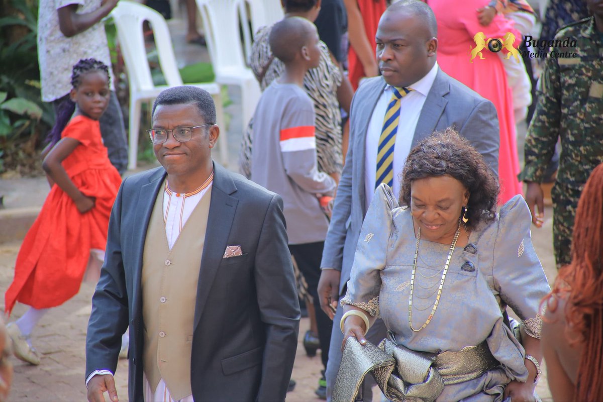 cpmayiga's tweet image. Mmisa ya Ssekukkulu nze ne mukyala wange tugikwatidde mu Ekelezia Lutikko e Lubaga