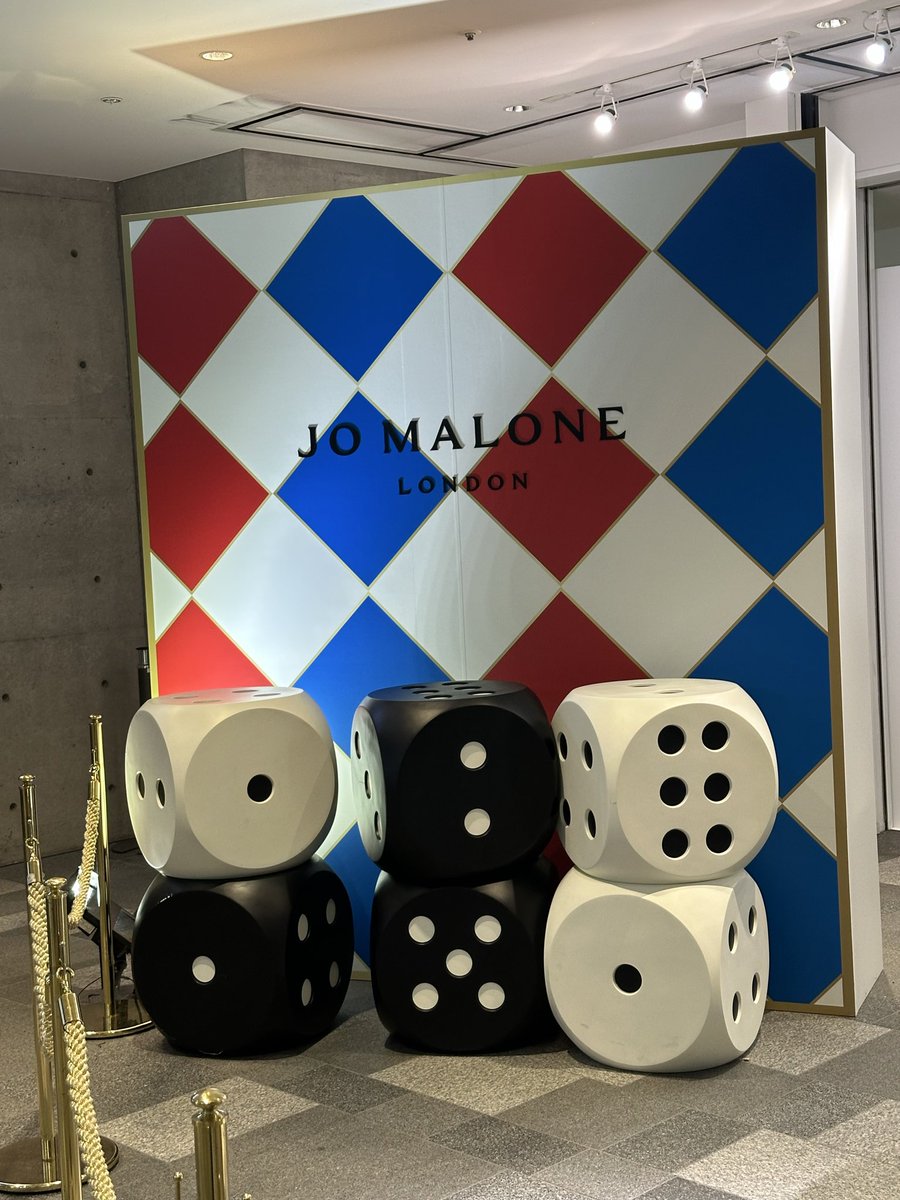 たぁ
<a href="/JoMaloneLondon/">Jo Malone London</a>
#ジョーマローンロンドン
#JMLクリスマスゲーム