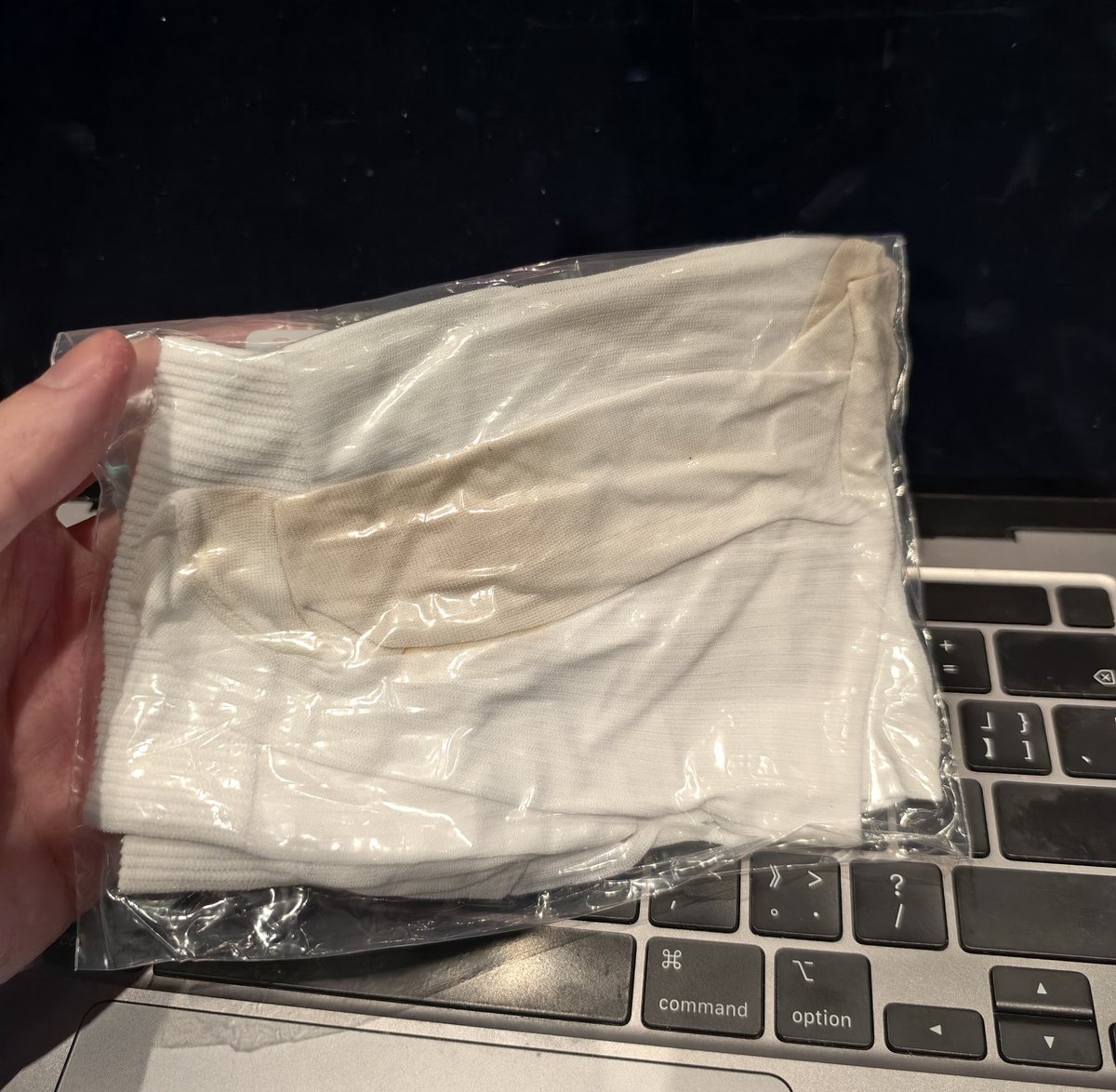 要脏一点，味大一点，不知道收到打开的瞬间会是什么场景