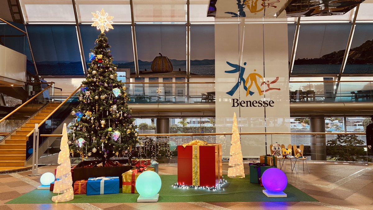 みなさま、メリークリスマス★★★
※写真はベネッセ岡山本社１Fの様子
#しまじろう　＃何人いるかな
#みみりん　#ガオガオさん