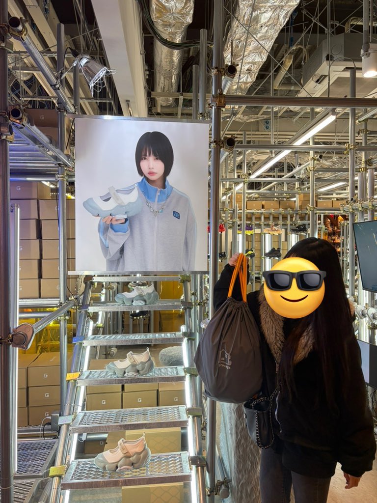 ano_yunya's tweet photo. 買ってきた🌟
#HELLBLAU https://t.co/B8ILigbftS
