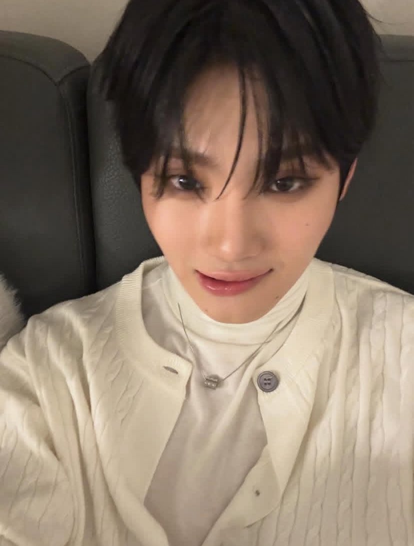 eve_chanii's tweet image. 251225 이윤찬 인스타 게시물

사랑하는 밴드 메이커 여러분 지금까지 함께 할 수 있어서 영광이었습니다 제가 여기까지 올 거라고 정말 상상 못했고 스틸하트클럽을 만나 너무나 많은 성장을 한 것 같습니다 함께했던 동료들 정말 많이 배웠어요 모든 라운드 너무너무 재밌었고 행복했습니다 함께…