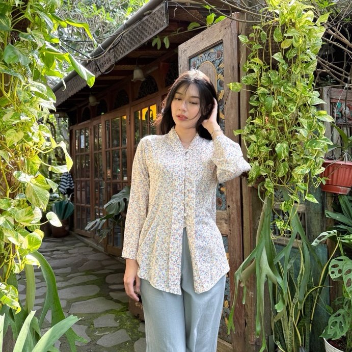 alsaaspill's tweet image. styled to stun, this top’s doing the talking 🌼