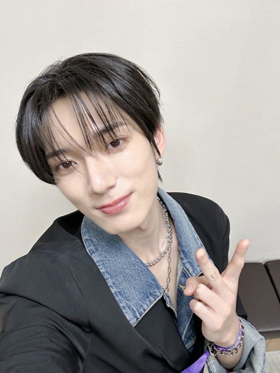 Oh face card so strong got people mad about it