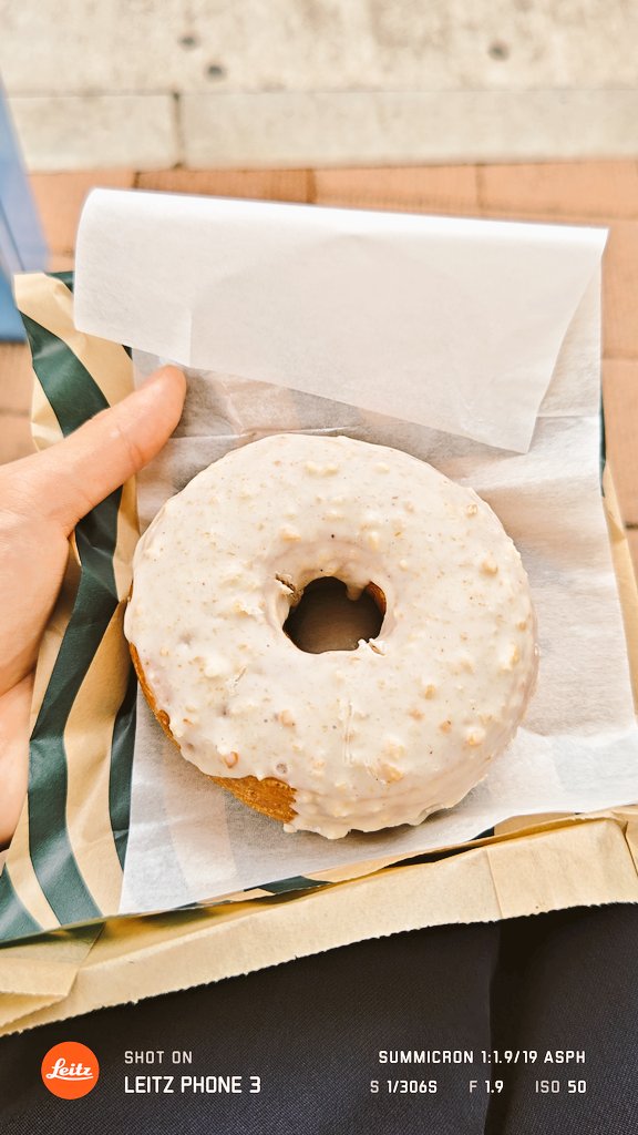 ドーナツ　ホワイト2点 中評価】スターバックス ホワイトチョコマカダミアドーナツの感想