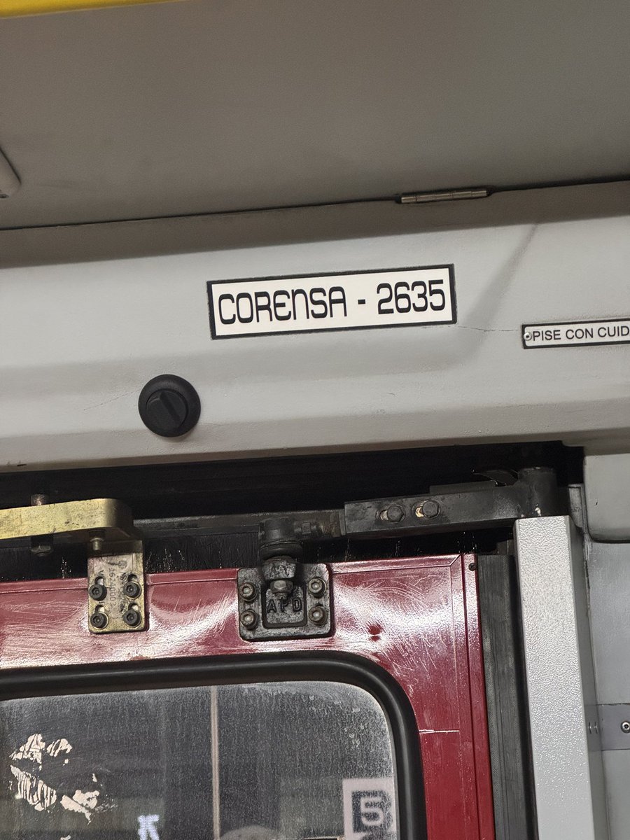 iRychards's tweet photo. @MetrobusCDMX Esta el Mb detenido en la estación DIF Xochimilco dirección Rio de los Remedios sin abrir puertas y sin avanzar L5
Necesitamos llegar a nuestros destinos https://t.co/T5v9lWmqaO