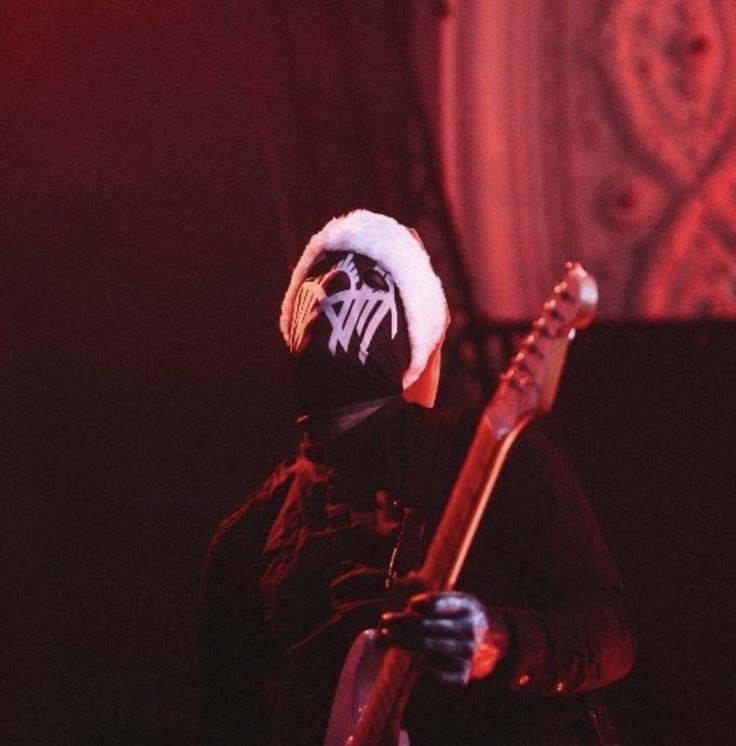 acervo sleep token tweet media