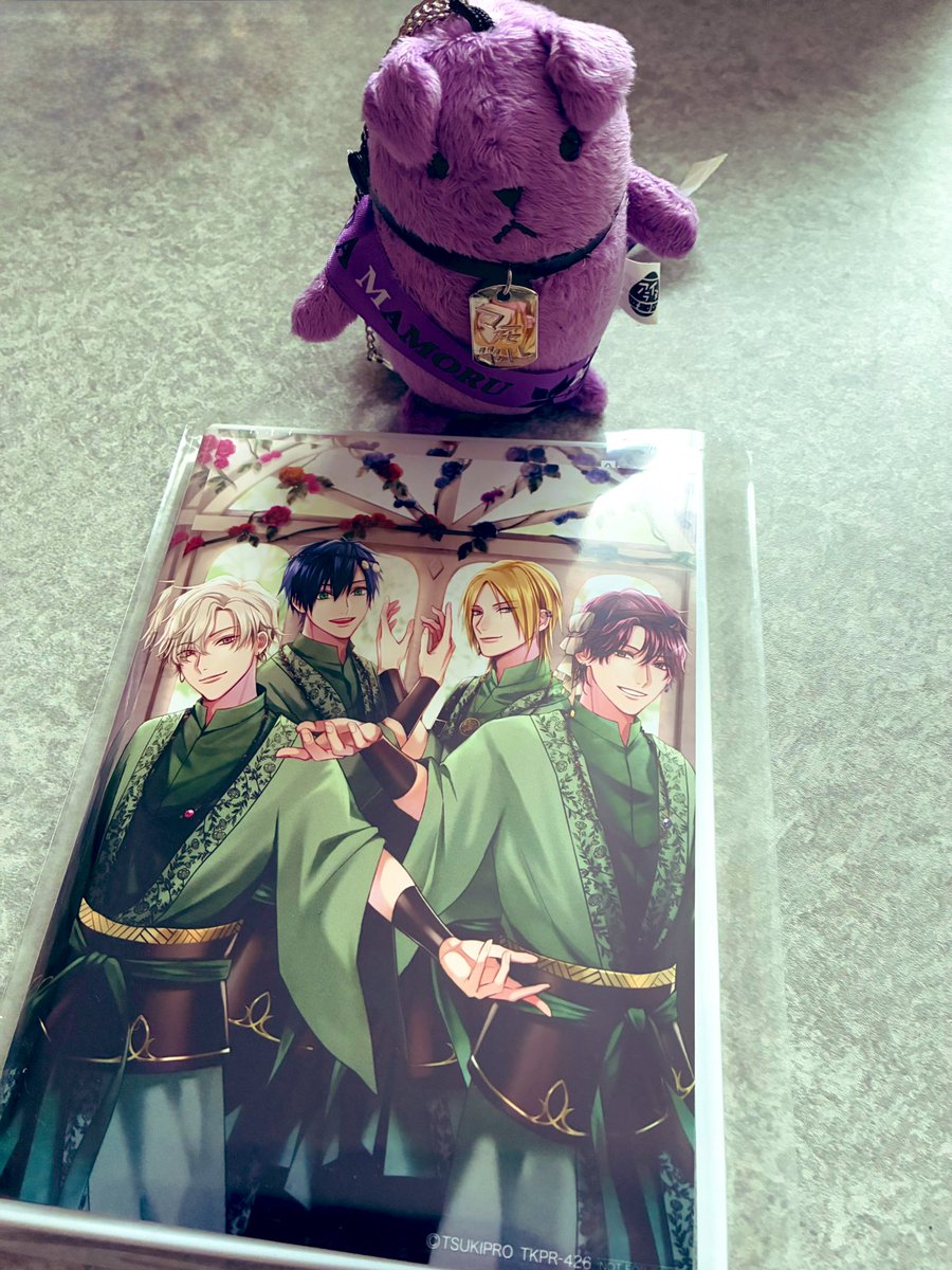 Yu01Zu18's tweet photo. 過去の自分からのクリスマスプレゼント(笑)メリクリ🎄 https://t.co/GTJp0Q8s6E