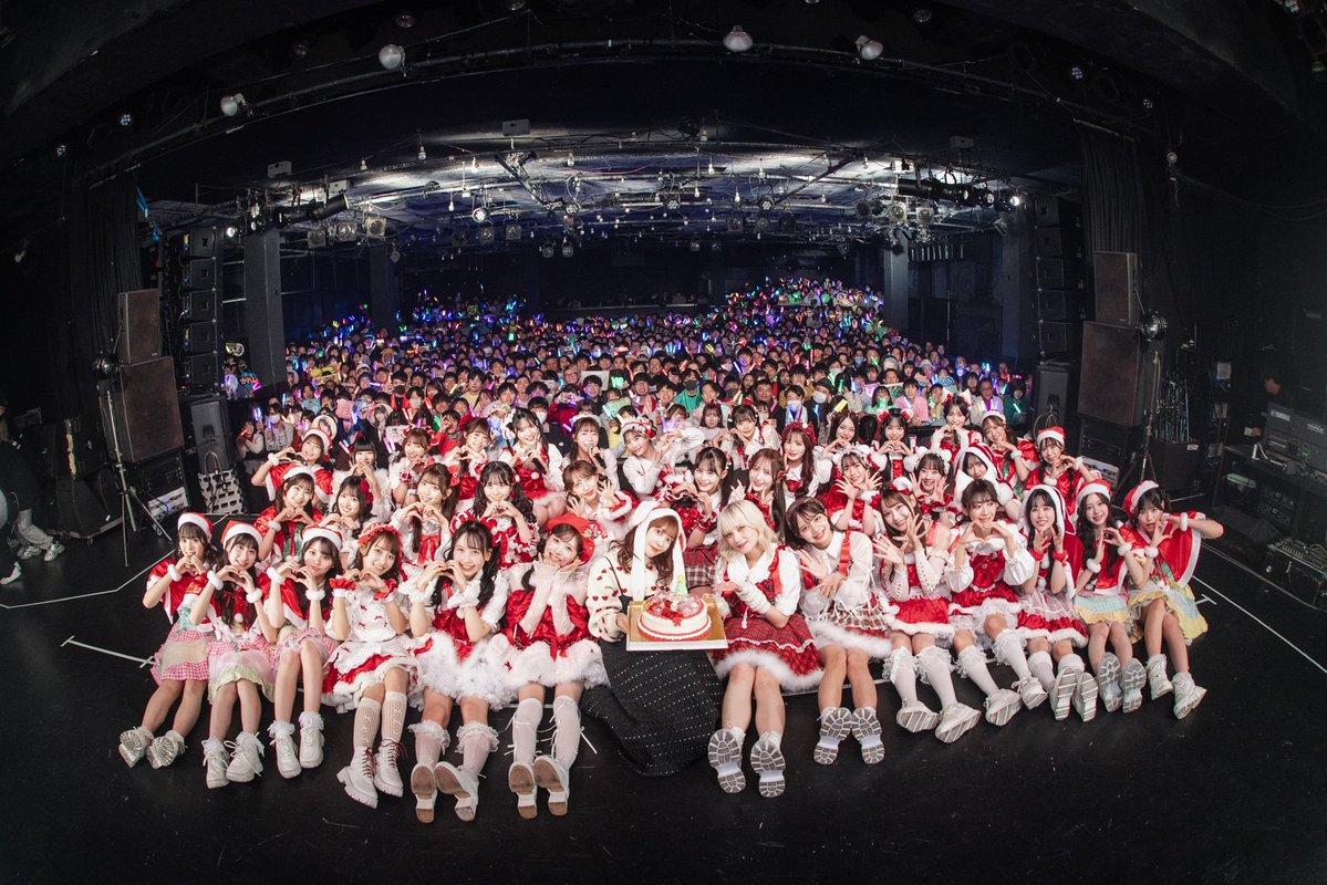 ⊹˖🎄🤍𝑀𝑒𝑟𝑟𝑦⭐𝐶ℎ𝑟𝑖𝑠𝑡𝑚𝑎𝑠 🤍🎄˖⊹ ライブ行きたかったな