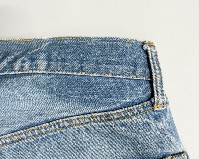 Collection_Bank's tweet photo. Levi’s 501（通称66後期） (1978 / Vintage Denim）
【固定期間お預けプラン｜ZMATリワード】
・評価額：¥259,000
・固定保管期間：10年
・年間付与ZMAT：16 ZMAT

一定期間あずけ置くと、
大切なコレクションがZMATリワードを生む仕組みです。

あなたのコレクションにも適用できます。

#ZMAT #CollectionBank