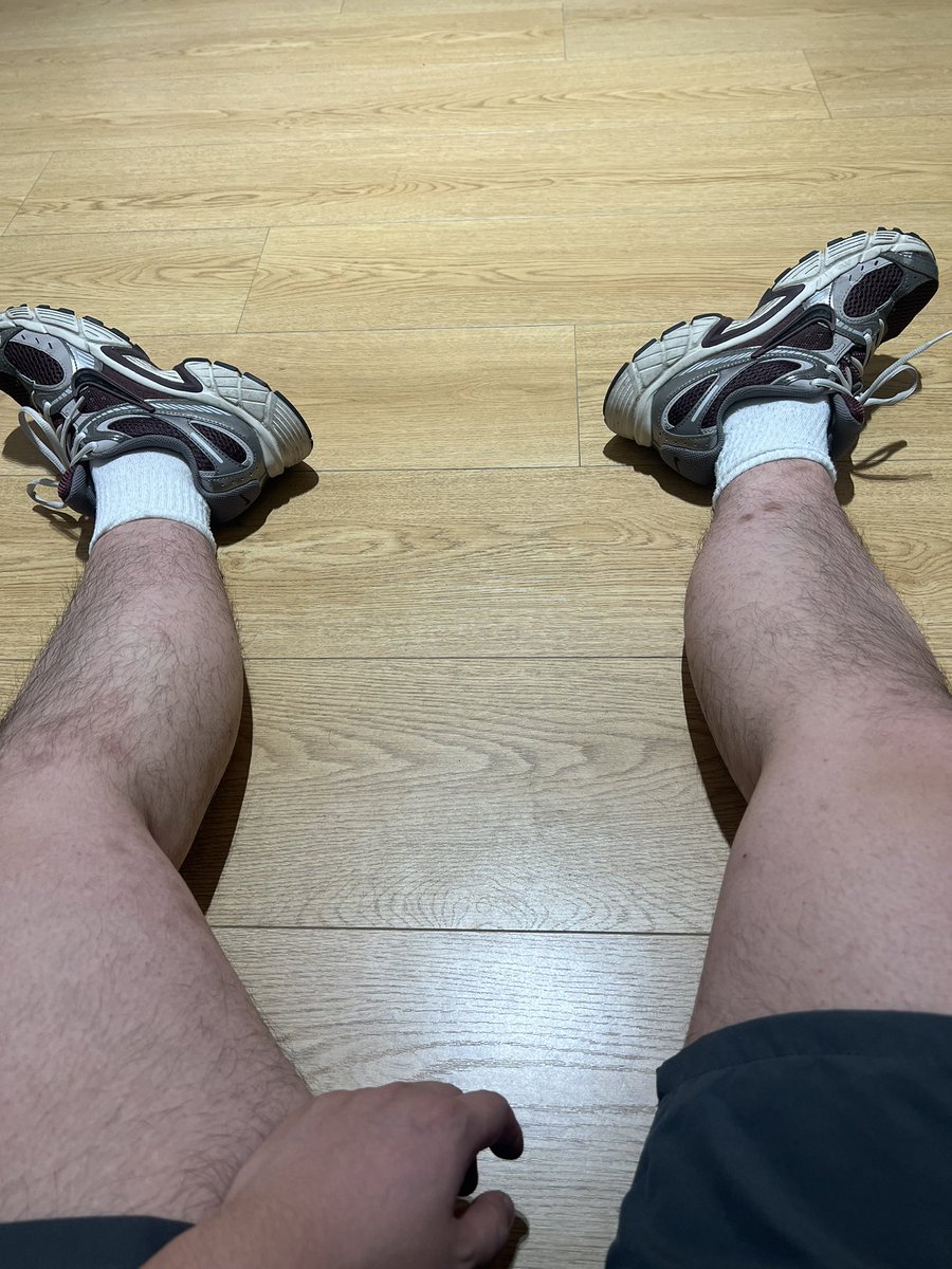 fds43434's tweet photo. 已知的，未知的。促成矛盾的我。 https://t.co/yA2gsXn3Qb