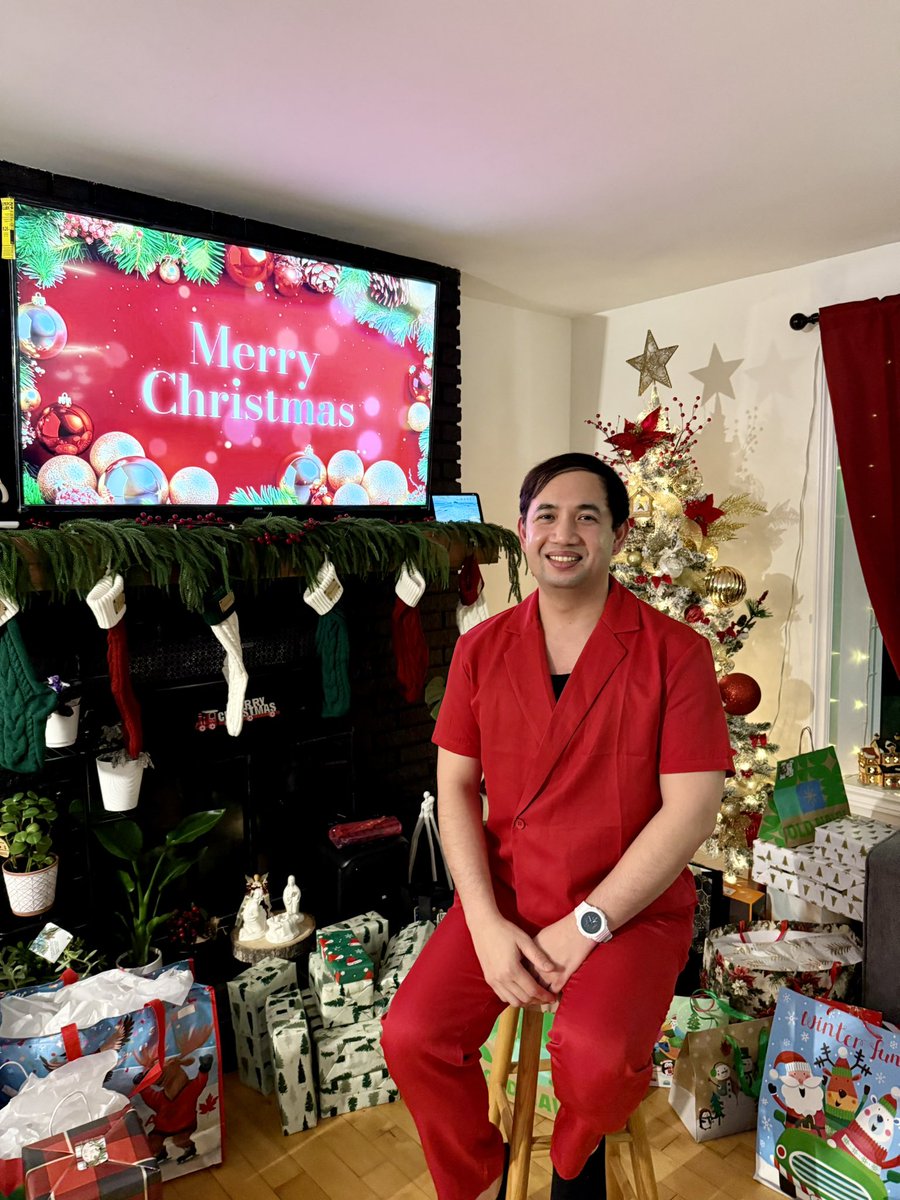 rozz_G12's tweet photo. #MerryChristmas #Christmas2025 #Pasko2025 https://t.co/9MyrJqbESK