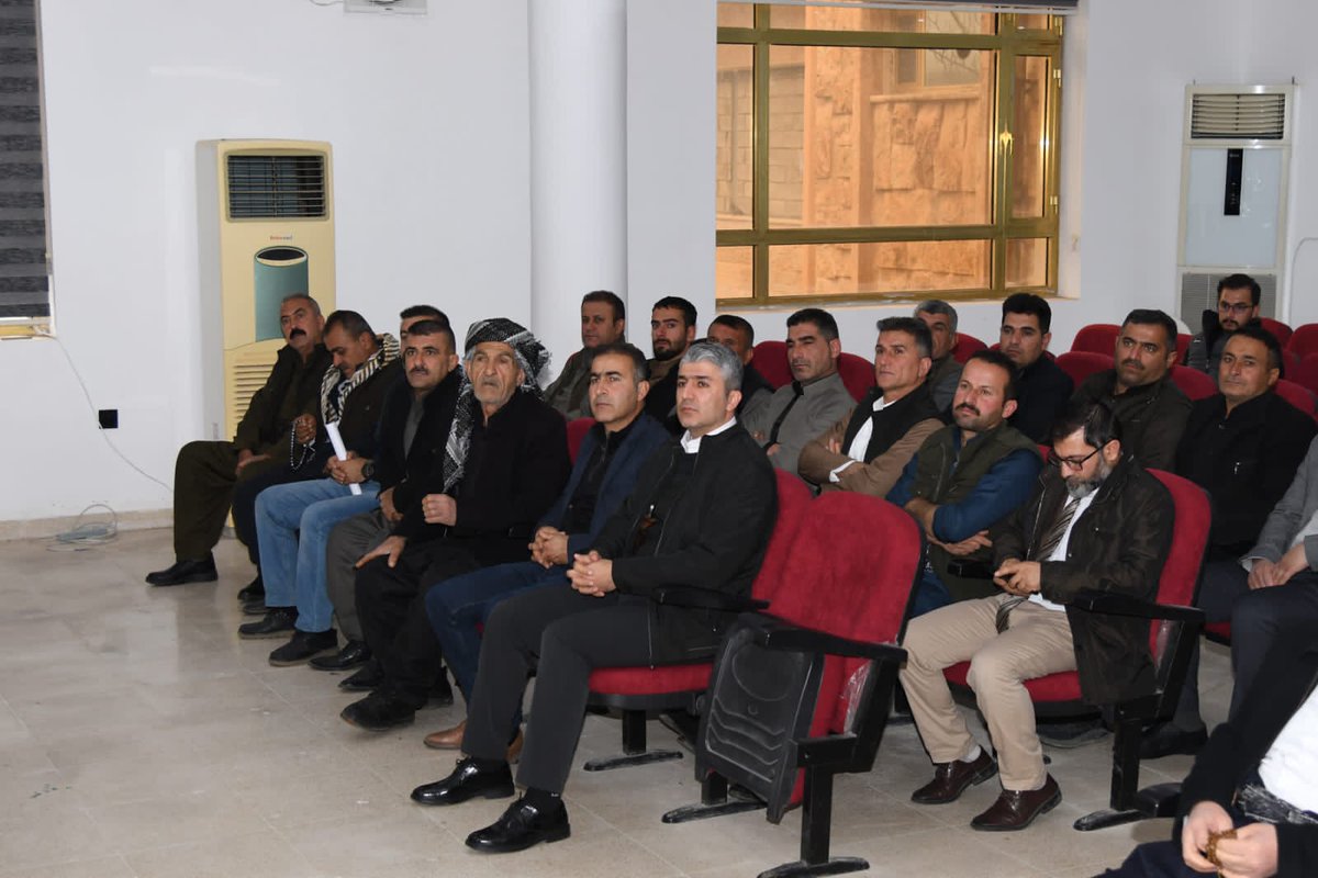 SherkoO79's tweet photo. Presenting a scientific seminar on the side effects of using sewage water in agriculture on community health for a number of farmers in the region, with the aim of preventing infection and the spread of diseases and ailments in our area. https://t.co/oykgpZOaZX