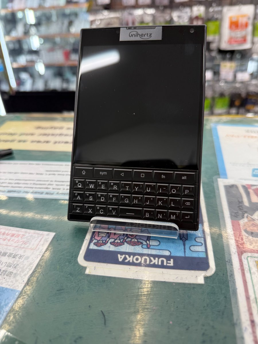 【ジャンク】 Unihertz Titan Pocket ブラック ジャンク】 Unihertz Titan Pocket ブラック - メルカリ