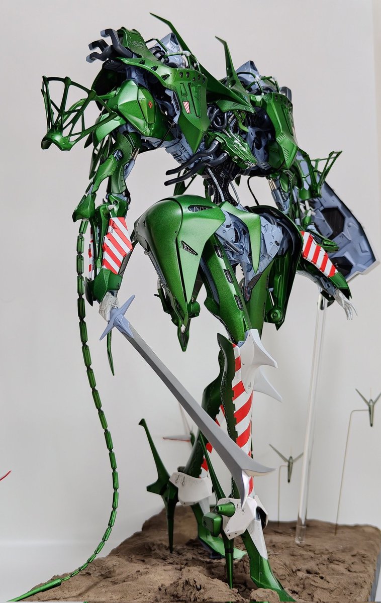 #クリスマスなので赤と緑を貼ろうよ
今日だけは警戒色がクリスマスラッピングに見えなくもない