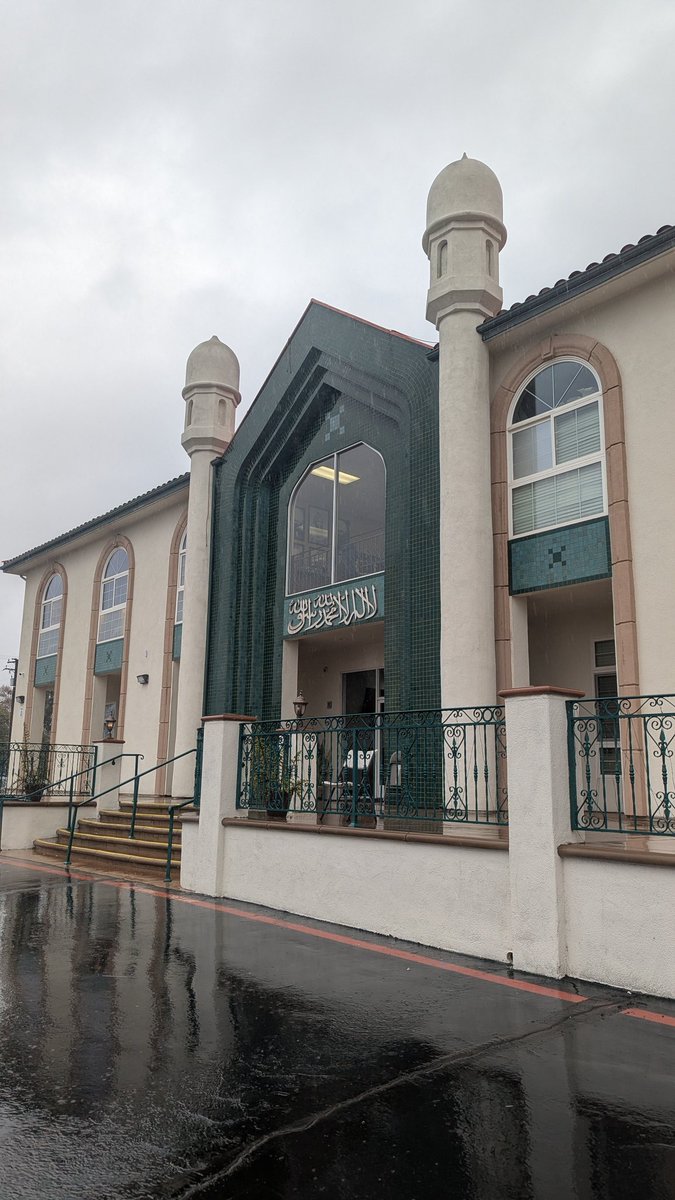 SyedAhmedOwais1's tweet photo. I’ve started volunteering (Waqf-e-Arzi) at @wcjsusa 🙌

Day 1 Update: 
- Assigned for Shading/Racking—something I hoped for at Jalsa Salana USA 2024 but couldn’t do then, but Alhamdulillah I'm in the team with the person I wanted  #JalsaSalanaWestCoast  @jalsaconnectusa https://t.co/HLiAOlr7S2