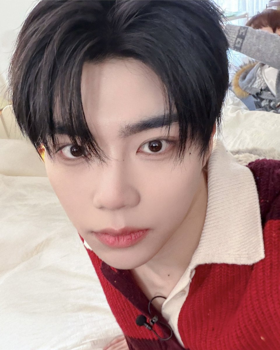 wczota's tweet image. 절대뒤에봐