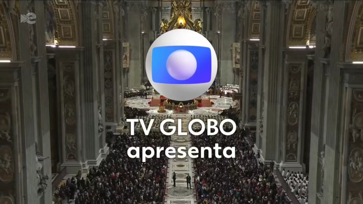 excentricko's tweet image. TV GLOBO                         Direto do
apresenta                         VATICANO                    

                MISSA DO GALO

#MissaDoGalo