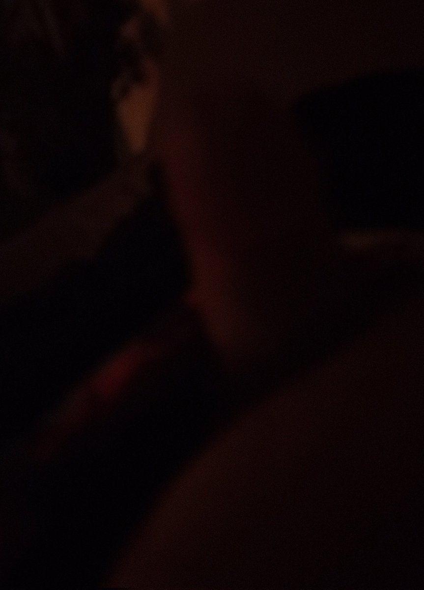 Ich würde gerne Hand anlegen, kann aber nicht. Will einer übernehmen und alles im Mund behalten? #Gay #GayGerman #GayNRW91 #GayChubby