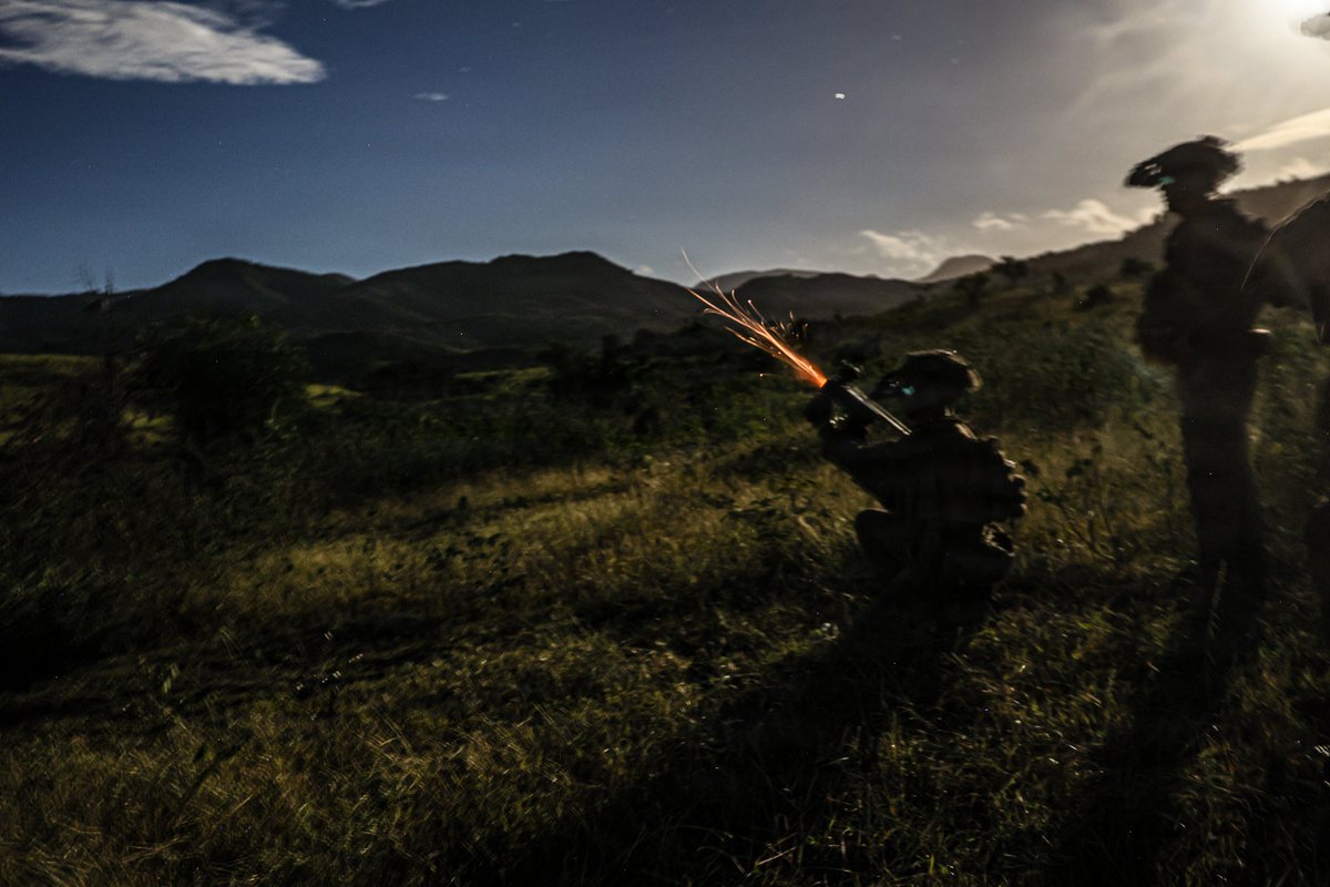 22nd_MEU's tweet photo. 📍Camp Santiago, Puerto Rico

#marines with BLT 3/6, #22ndMEUSOC conduct a high explosives range on Dec. 4, 2025.

@USMC 📸

@Southcom @DeptofWar https://t.co/Y76jppTOCc