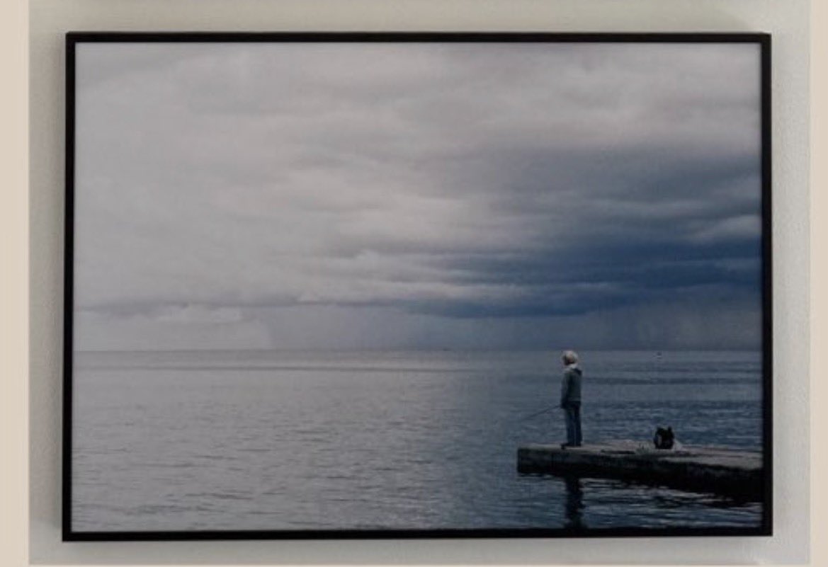 nancehog's tweet image. 等等突然發現 原來釣翁是這場景嗎…！

（🐰🐻在海邊倒空氣紅酒🍷
相談甚歡的那天，釣翁就在後面）