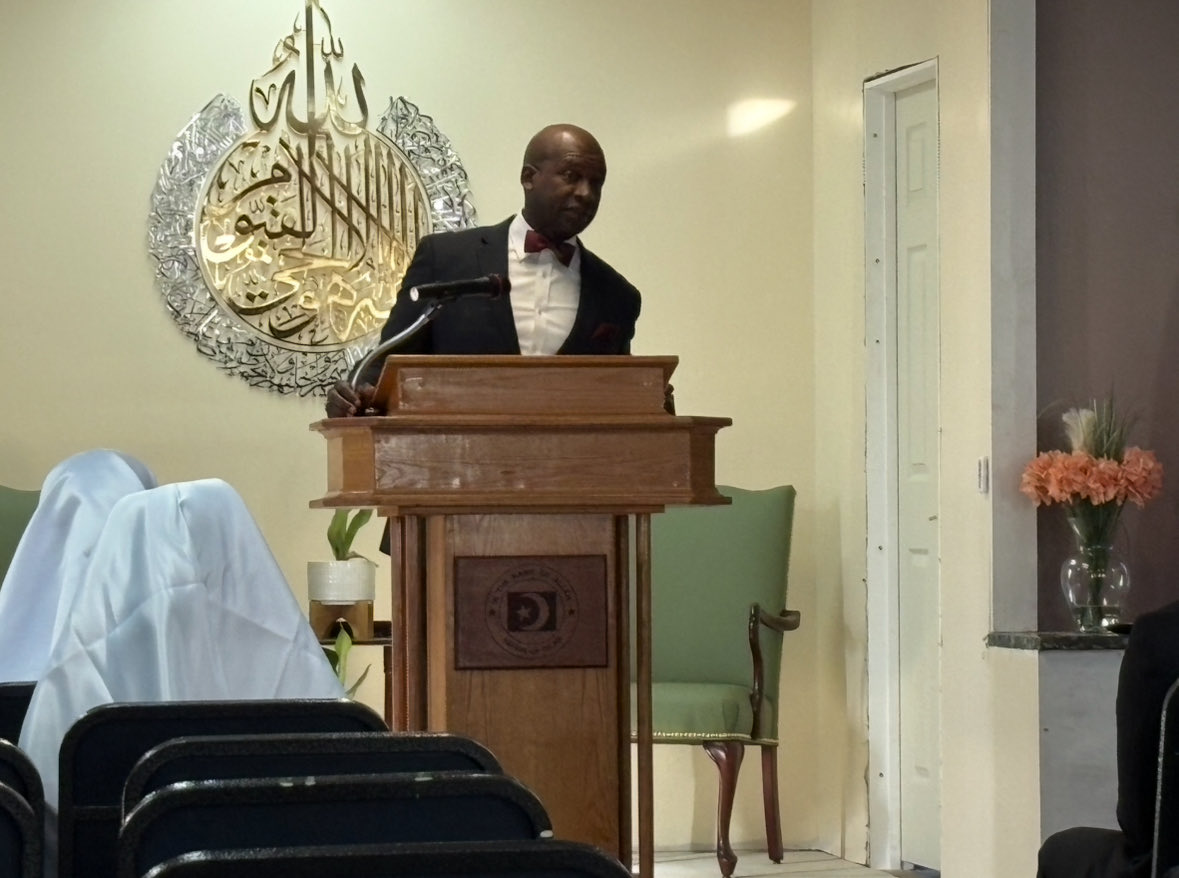 Another Great Sunday at The Flint Study Group! The lecture: “The Law of God” was delivered to an excited audience! The Flint Study Group is fired up and preparing the city of Flint for The Saviours’ Day Convention at The Huntington Place Convention Center, February 19th-22nd!!!!