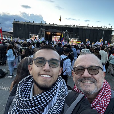 juanc_comun's tweet photo. #NuevaFotoDePerfil https://t.co/bs5hoiBHCe