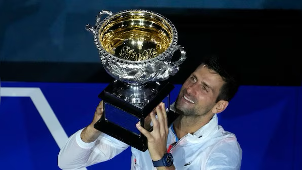 All I want for Christmas is for Novak Djokovic to win his 25th Slam at the Australian Open. 🎅🎁🏆