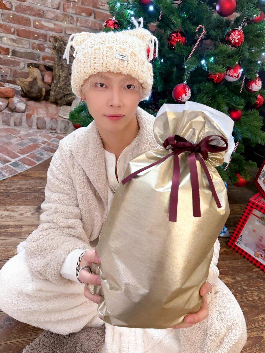 suzzz79's tweet image. 앤팀 인스타 #니콜라스 

아 니코 너무 귀여워….😻💕💕