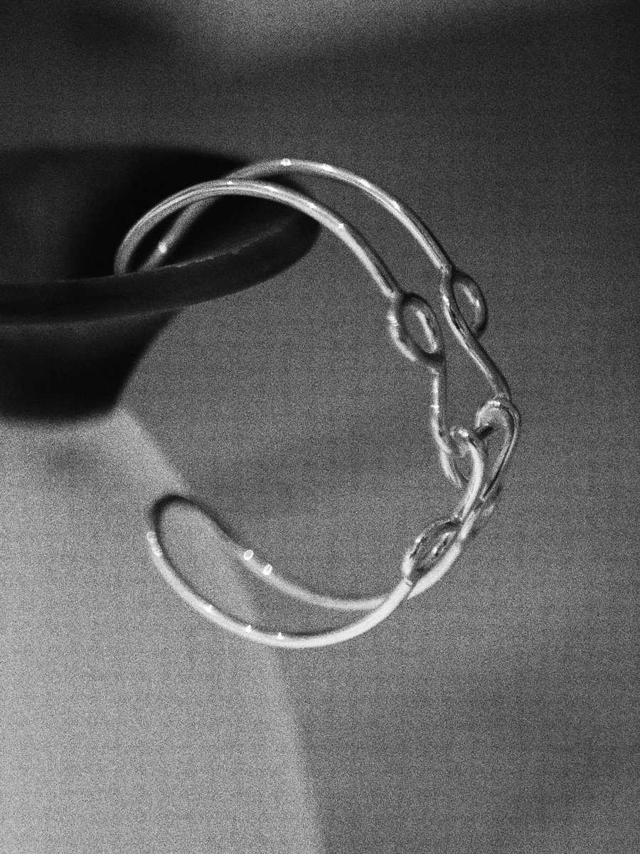 アクセサリー ritsuko karita Silver Hook bangle RITSUKO KARITA - Silver Hook Bangle ：Silver｜small article