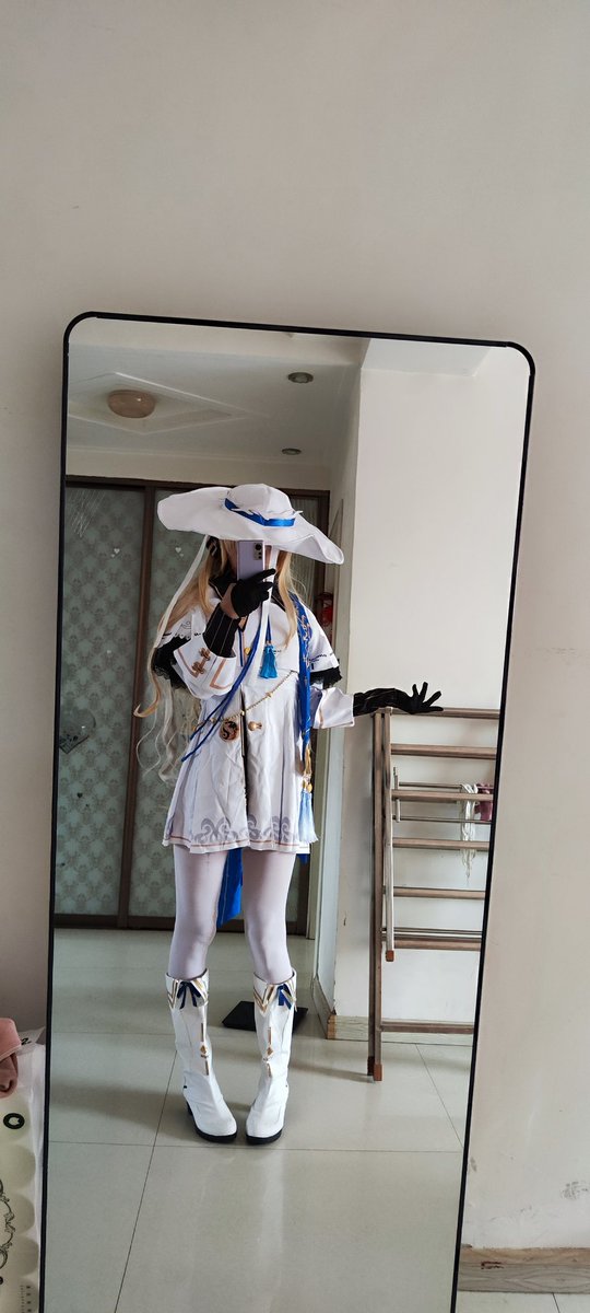 Zhui_M's tweet photo. 菲比cos 但是男娘版w #小男娘 #菲比cos #鸣潮 #伪娘 https://t.co/XV8LABg2bi